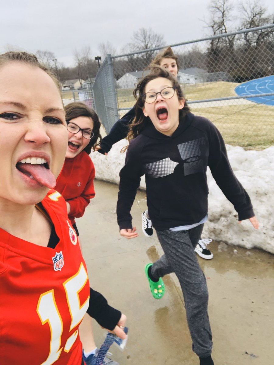 TeamSchloss's tweet photo. Miss my students and athletes! Hope you are all staying safe and healthy and making the most of your free time. Love y’all! https://t.co/CuxGVN23y0