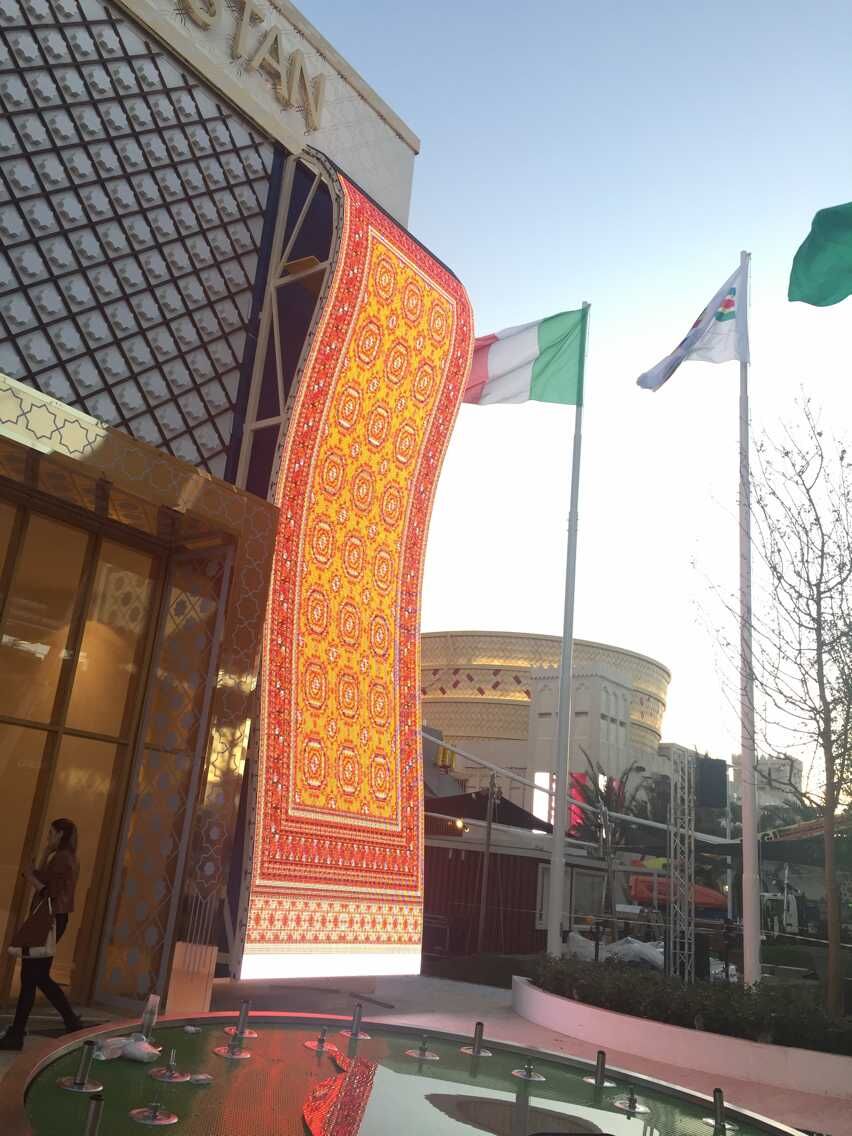 DigiiSign's tweet photo. Did you know that our LED displays can be fully customized in shape! Check out some of our past curved and uniquely shaped LED displays and learn more about our display options at https://t.co/zaGMdT2H0k! https://t.co/hLn3rOvXiQ