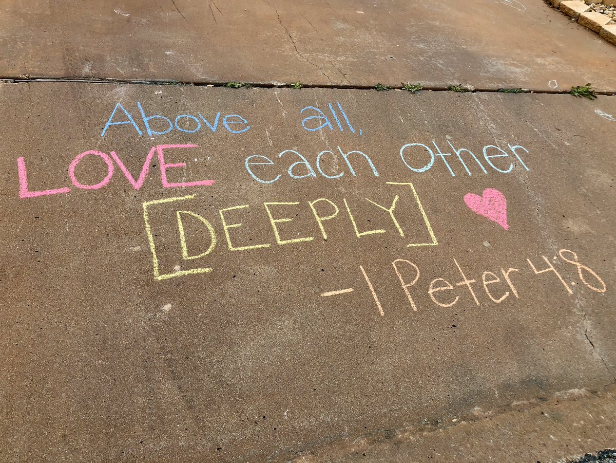 fcabobcats's tweet photo. The fun had already started!! join us by drawing an inspirational messages, verses, or uplifting pictures on your driveway this weekend. Then, as you go for a walk or take a drive, soak in the love and add some joy into these crazy days! tag @fcabobcats in your pictures! https://t.co/rRmY0jwrlX