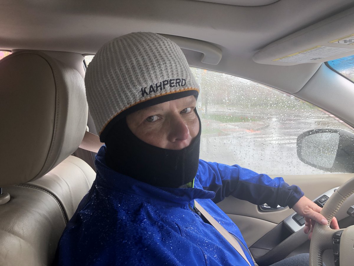 suemagoo8's tweet photo. Rain and sleet? No problem. #runyogirun #letsgo https://t.co/tO9mXFLes7