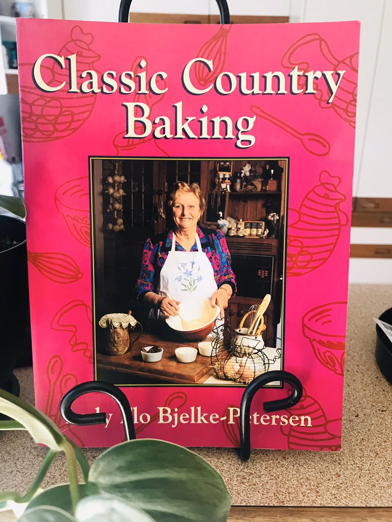 paula_kruger's tweet photo. Step up! #weekendbaking #ladyflo #stayinghome https://t.co/qhbUOhWbXh