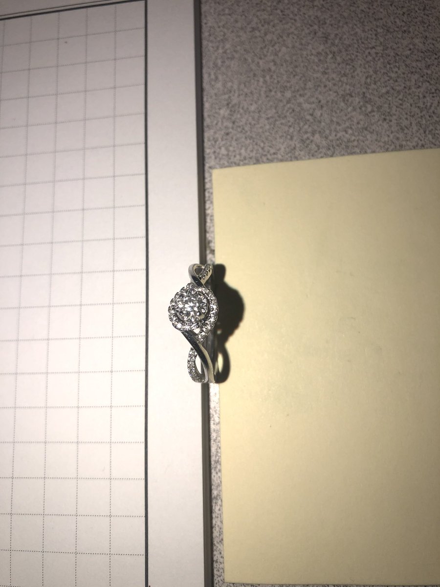 ksmculy's tweet photo. @Need4LSpeed @StellaArtois Thank you!! Here it is not on my finger☺️🥰 https://t.co/mVVJM2KeXY