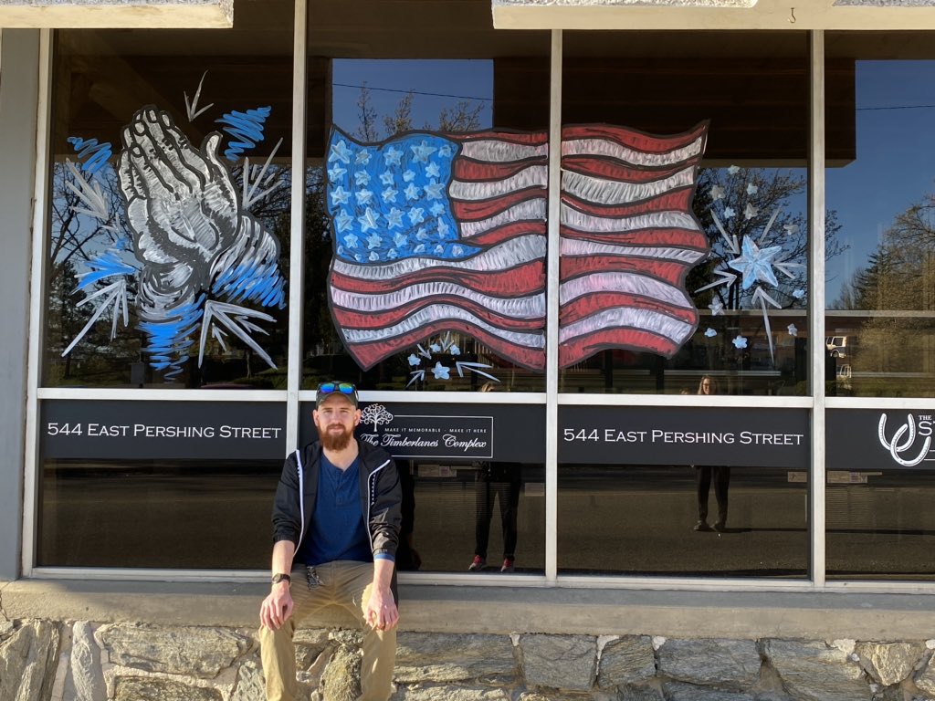 Timberlanes544's tweet photo. Timberlanes Complex prays for our country!!! Thank you to our employee Cody Schwartz for the great art work!!!  Check in at our window and say a prayer!! 🙏🏻 https://t.co/5WyOMNo5fr