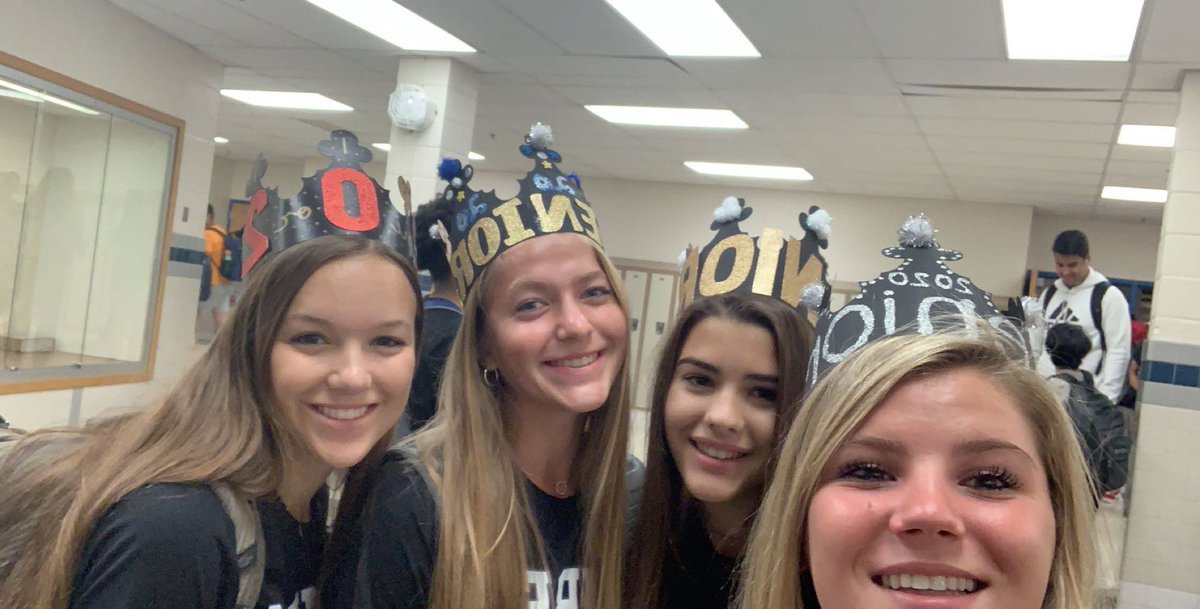 mrdthmoore's tweet photo. day 5: favorite fairfax hs memory is homecoming week #canthideourpride @FairfaxHighRebs https://t.co/S86j4K0YZW