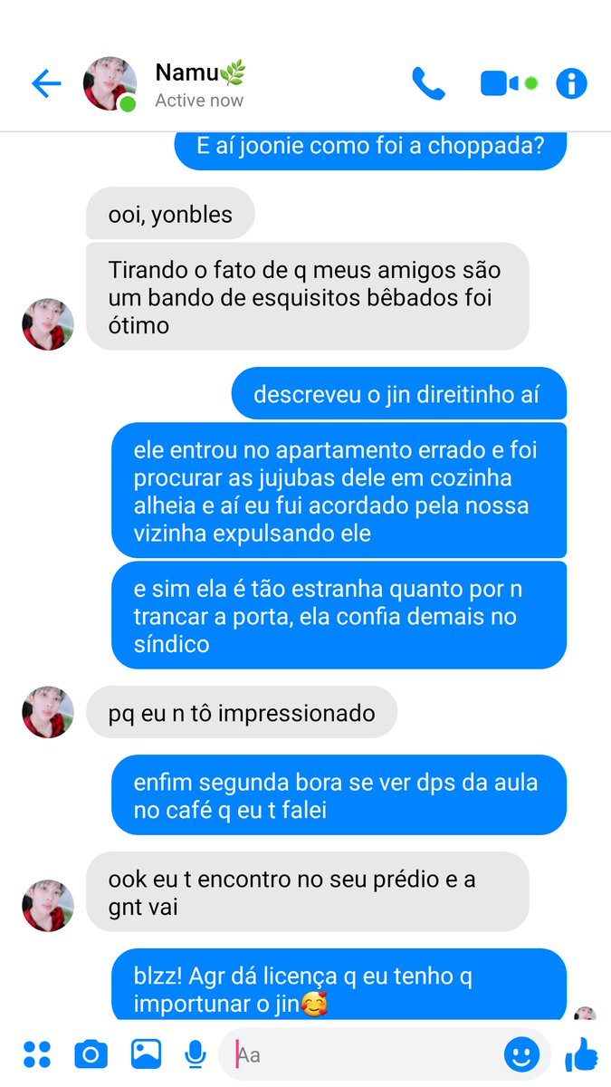 _M4rina_'s tweet photo. 16. Celular do yoongi #rolezeiros https://t.co/wuIUVRsM8O