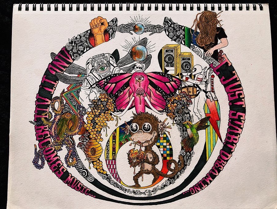 misslismarie's tweet image. I just start dreaming...and it all becomes music🔮
Left: 2015
Right: 2020
Thank you @bassnectar❤️❤️ You’ve been a huge outlet for inspiration, creativity, and growth...”Think for yourself and question”💭 #basshead #bassnectar 

Inspired by the talented uncommonculture✨