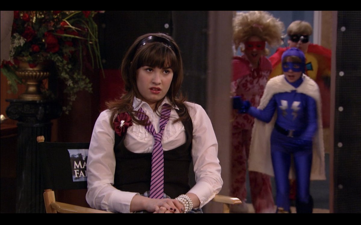 1x03 - Sonny at the Falls