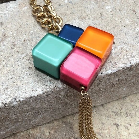 vpdco's tweet photo. Jewelry that Inspires https://t.co/BCeQfel0Dm

Shop &amp; Send Jewelry that Inspires⠀

 #Maryland #Massachusetts #Michigan #Minnesota #Mississippi #lakenona #BaldwinPark #WinterPark #shoponline https://t.co/xh6QhYfVB0