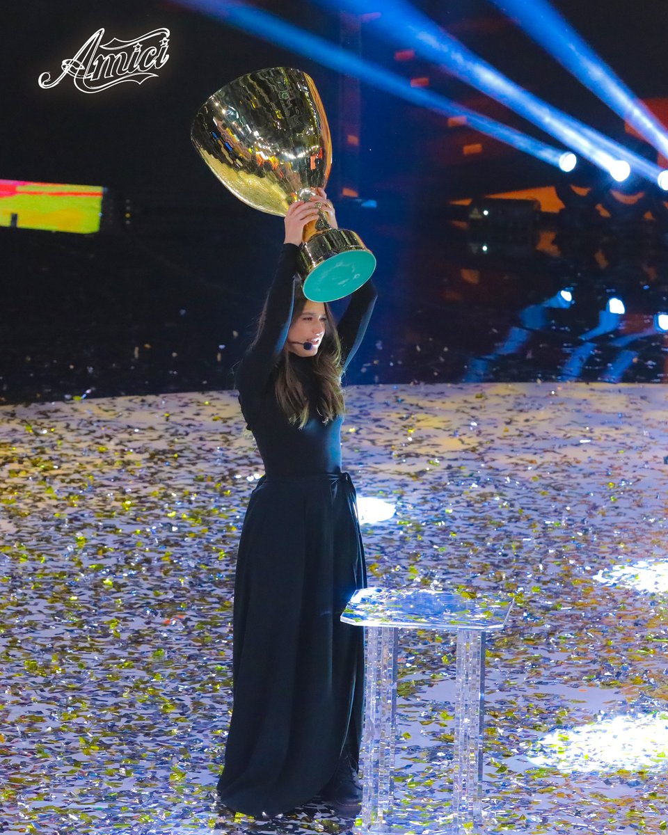 Amici Ufficiale tweet media