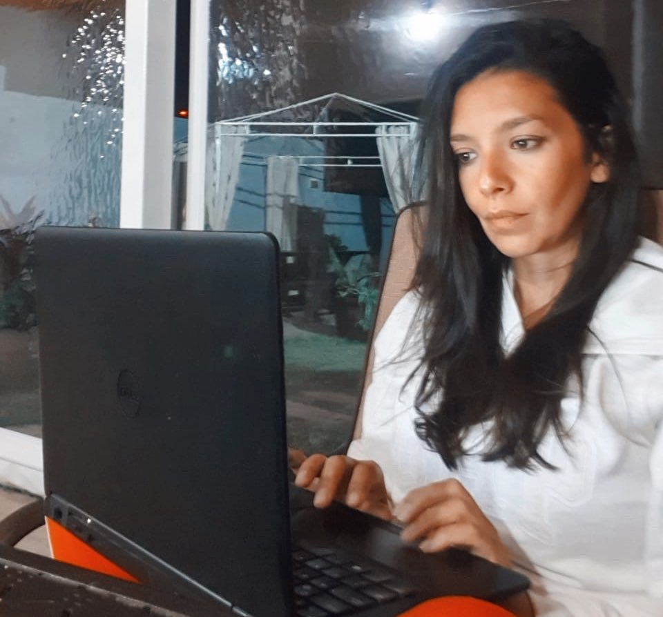 marubrizzi's tweet photo. BOLETO DE TRANSPORTE GRATUITO PARA TRABAJADORES DE SALUD Y FUERZAS

Presenté un proyecto de ley para acompañar a quienes a diario ponen su salud física y psíquica al servicio de la lucha contra la pandemia COVID19.

Los aplaudimos y trabajamos para uds @DiputadosJxCPBA 👩🏻‍⚕️ https://t.co/1Z8qEXAqDP