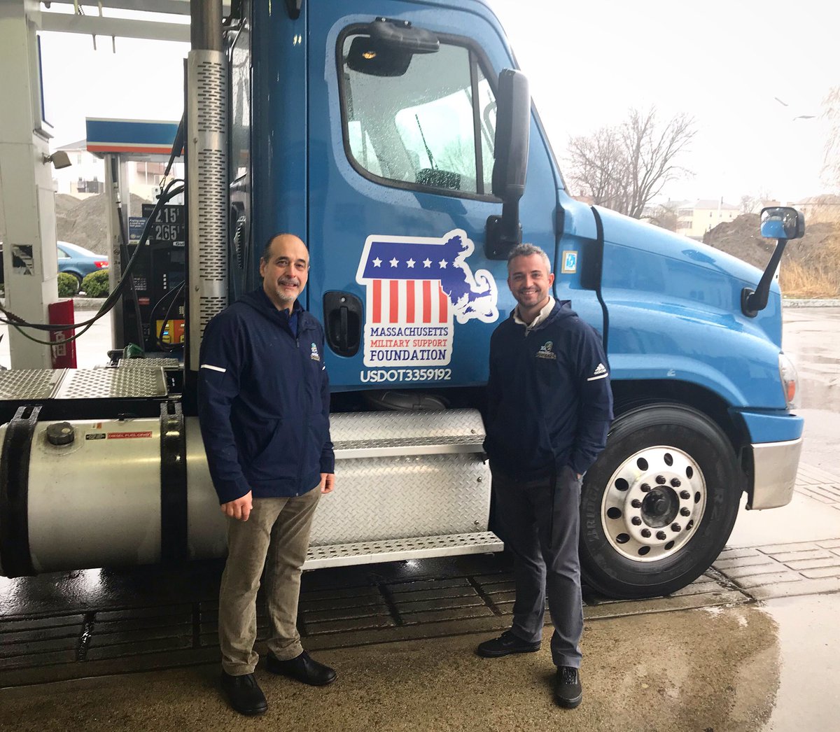 The Massachusetts Pirates have Teamed up with YATCO to fuel the mission of the Massachusetts Military Support Foundation food4vets campaign throughout the state and surrounding areas. 🇺🇸⛽️