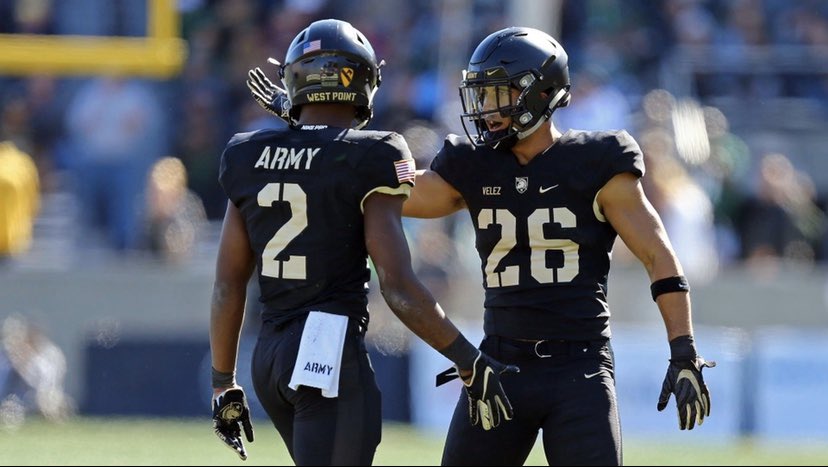 KemariCopeland's tweet photo. #AGTG Blessed to receive another D1 offer from Army West Point #GoArmy #BeatNavy @cchdewitt @Coach_Gaither https://t.co/i4cUKn6aOM