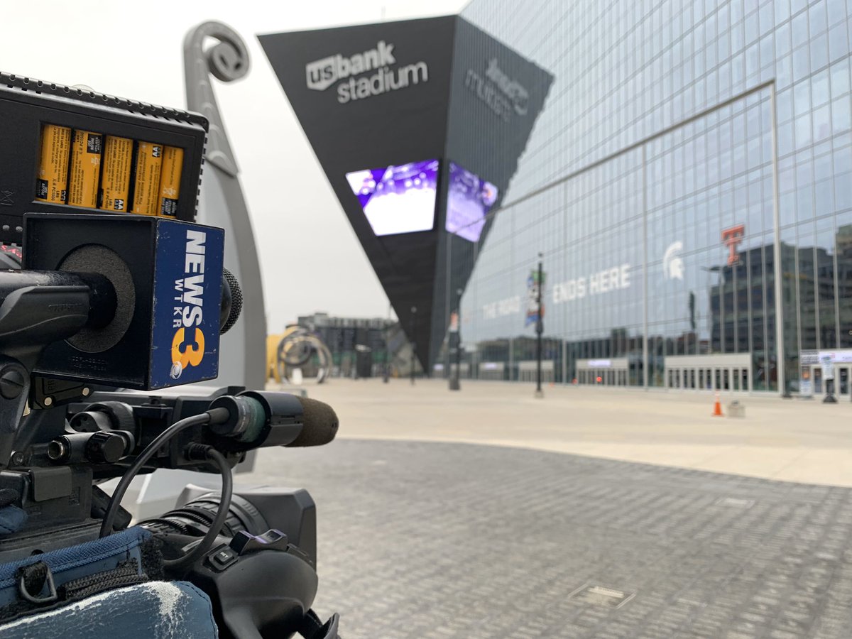 One year ago today (4/3/2019),  @AnthonyWTKR,  @johnrector_gp & I arrived in  @CityMinneapolis for what would end up being 7 days of  @FinalFour coverage for  @WTKR3 as  @UVAMensHoops made history.  #GoHoos  #MarchMadness  http://wtkr.com/sports 