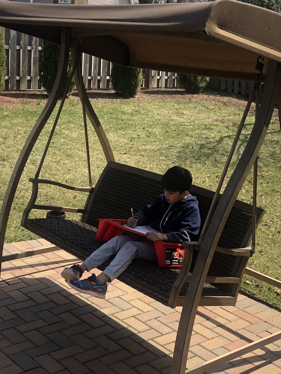 NaureenF's tweet photo. Because we finally can!!! #Springishere #ivyhillleague @KnutsonClass @mrstazi1 https://t.co/pxdirMlfpT