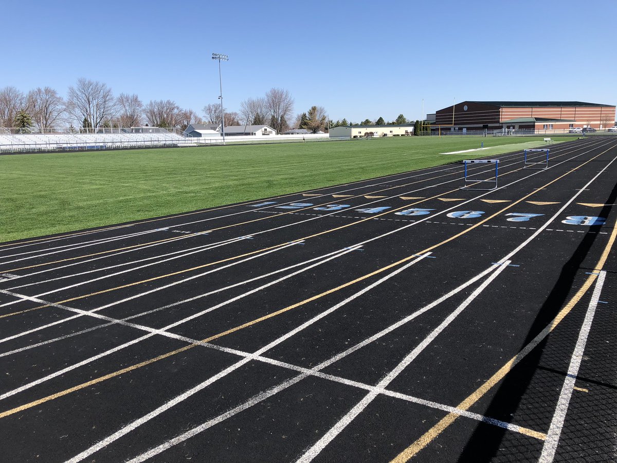 BrendaF87's tweet photo. Ladies & Gentlemen,
Welcome to the Liberty-Benton Relays! Oh, wait.... ๐ขno competition today. Since none of our competitors are here, Iโd like to Congratulate the Eagles on their Championship! ๐ฅ๐#WeAreLB #Undefeated #MissingTrack @JQuisJr @LibertyBentonHS @LB_Track https://t.co/DI8jYO70YE