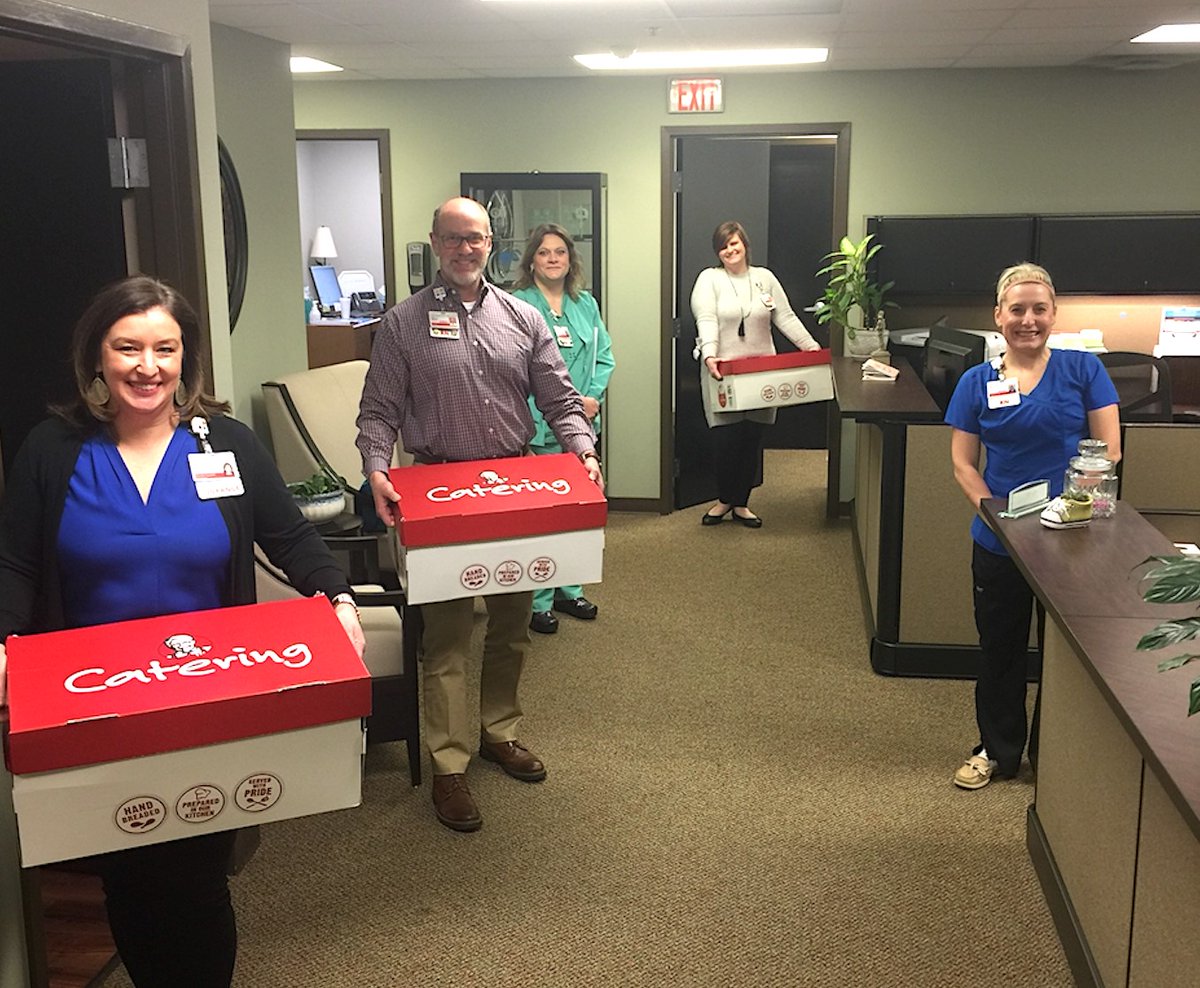PowerScoppechio's tweet photo. We support our clients in myriad ways but our favorite so far has been by sending comfort food lunches from KFC and Fazoli's to healthcare heroes across the Baptist Health system.

We are stronger together! #teamkentucky https://t.co/AEQy15Mcuw