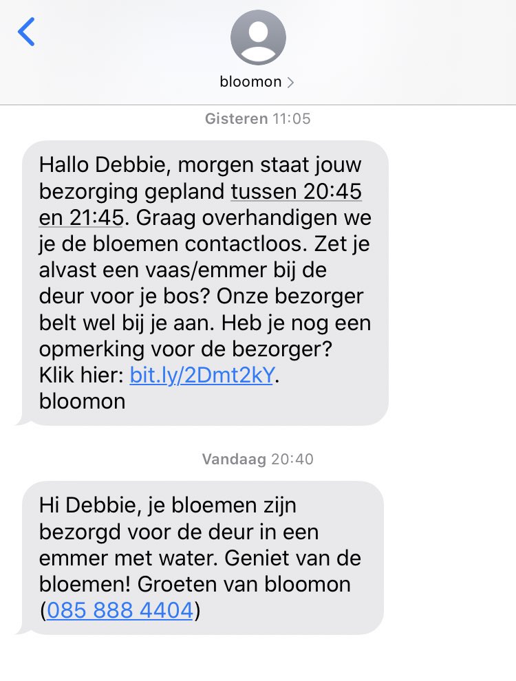 Debbiie1's tweet photo. Wat een ellende dat @BloomonNL, wederom mijn bloemen niet (goed) bezorgd. Vorige keer stonden ze al bij mijn buurvrouw in de vaas en nu ergens anders in de straat. Of ik even wil checken bij de buuf of zij ze heeft🧐 Eerst volgende bezorging? Volgende week... Helemaal klaar mee! https://t.co/PoCS8NuZJc