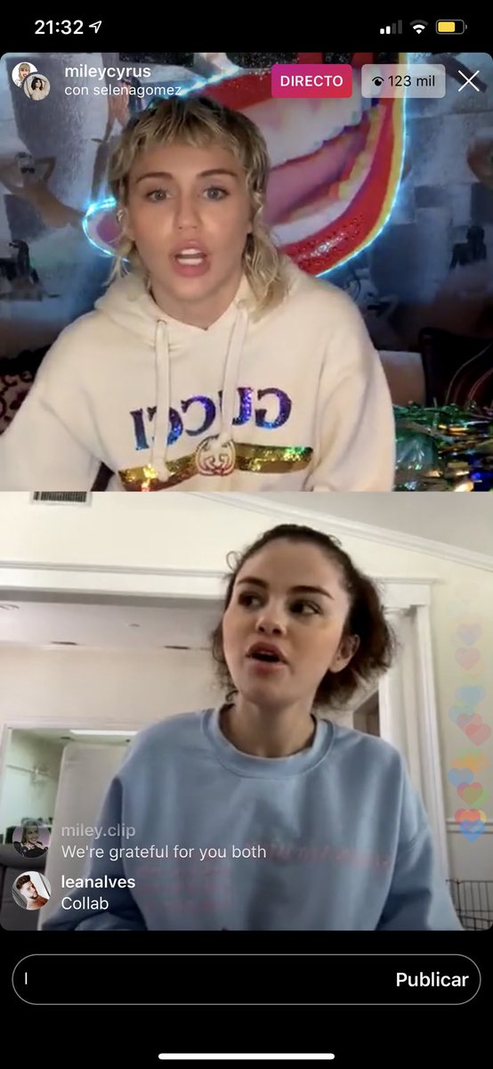 whitekweeen's tweet photo. Late 90's and 00's babies are crying. #MileyCyrus #SelenaGomez https://t.co/cY7Qfd2uXL
