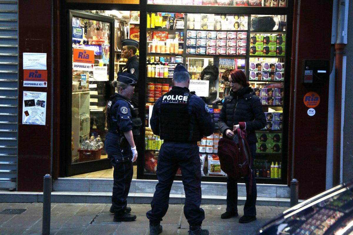 Ville De Longjumeau On Twitter C Est Ensuite Accompagnees De M Abdel Kader Guerza Sous Prefet De L Essonne Que Sandrinegelot Et Les Forces De Police Municipale Et Nationale Se Sont Rendus Dans Les Rues De Longjumeau