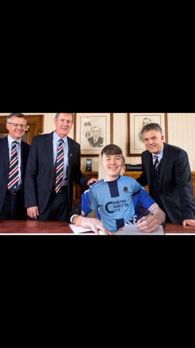 Watershuck's tweet photo. Nice to announce the signing of @ritchiemills123 what a quality signing this is. Welcome Abbeydale Kante https://t.co/CJ5ywpYUYR