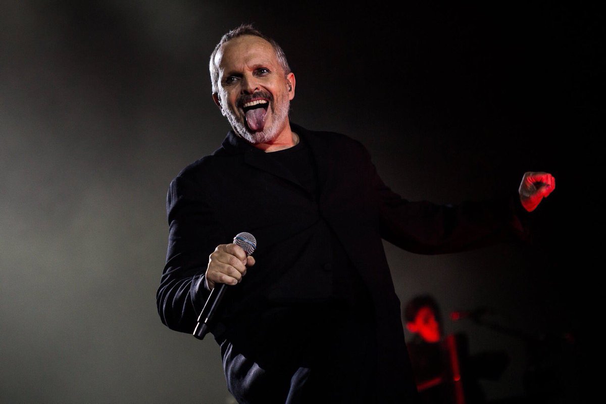 bosefrases's tweet photo. ¡Feliz cumpleaños al ciudadano y al artista, al padre e hijo, a Miguel y a Bosé, al más: @BoseOfficial 💙❤️🎉🎁🎂 https://t.co/FwAYnxAtlq
