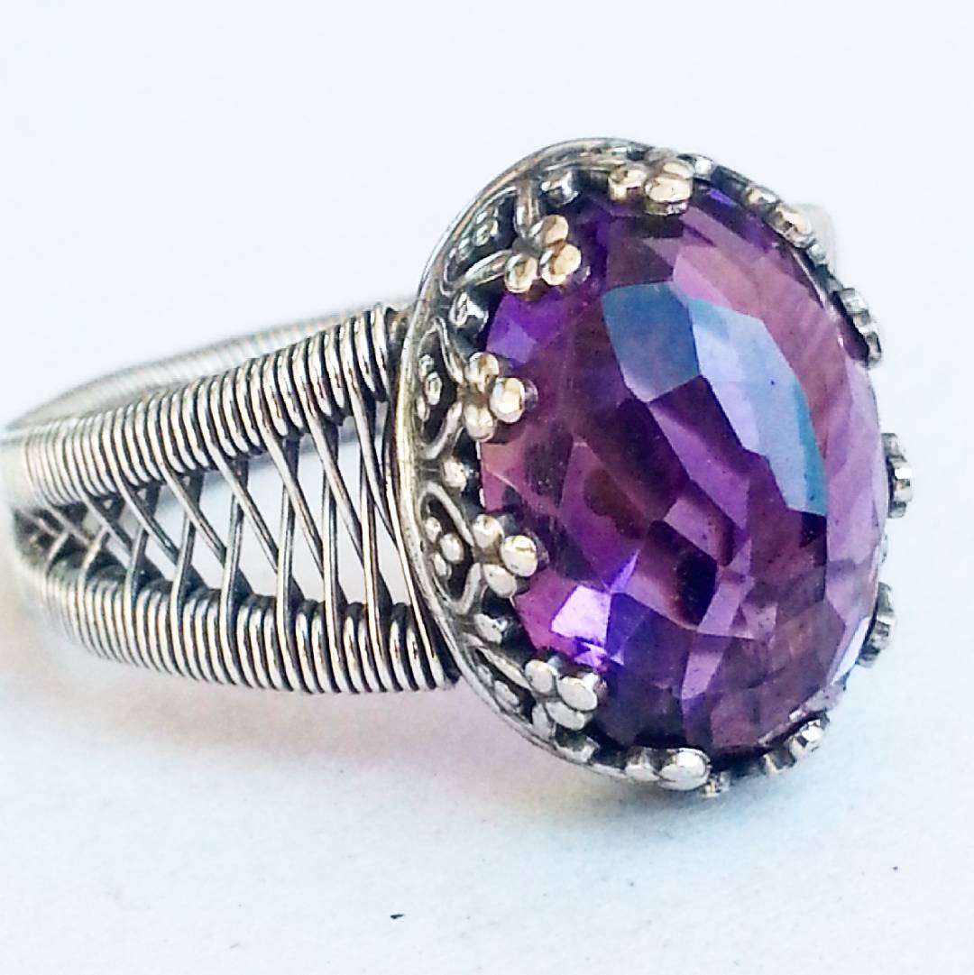 IMNIUM's tweet photo. Some #pictures of mine #Rings #collection #wedding #handmade  for my customers.
 #BeCreative #StayHome  #wirewrappingtutorial #wirejewelry #COVID19deutschland #Quarantine  #Isolation #selfisolation #EtsySocial  #britcraft  #JTVjewelrylove #giftsforher #COVIDー19 #Aliens #alien https://t.co/VzT8yU5vSd