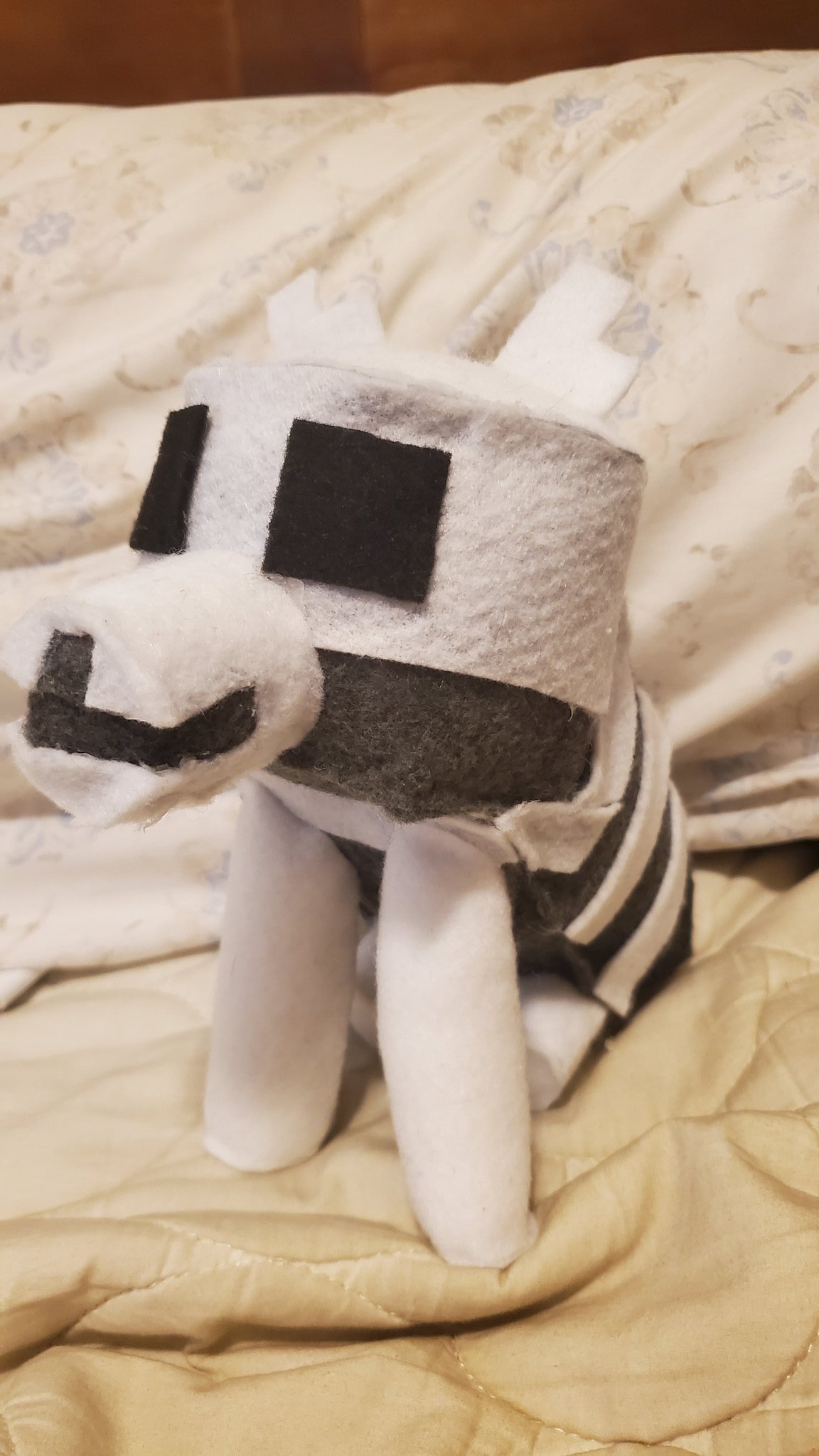 Aidan Howl At The Moon For This New Plush The Skeleton Wolf Helenangel Ladyagnes Cojomax99 Henrikkniberg Cojomax99 Kingbdogz Mega Spud Ulraf Slicedlime Minecraftearth Minecraft Minecraftearth T Co At0h9cftei