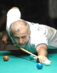 Sinuca Brasil Oficial on X: Roberto Carlos, Campeão Brasileiro de Sinuca,  famoso por ter vencido, à época, o então seis vezes Campeão Mundial de  Sinuca Steve Davis #robertocarlos #sinuca #snooker #regrabrasileira  #sinucanacional #