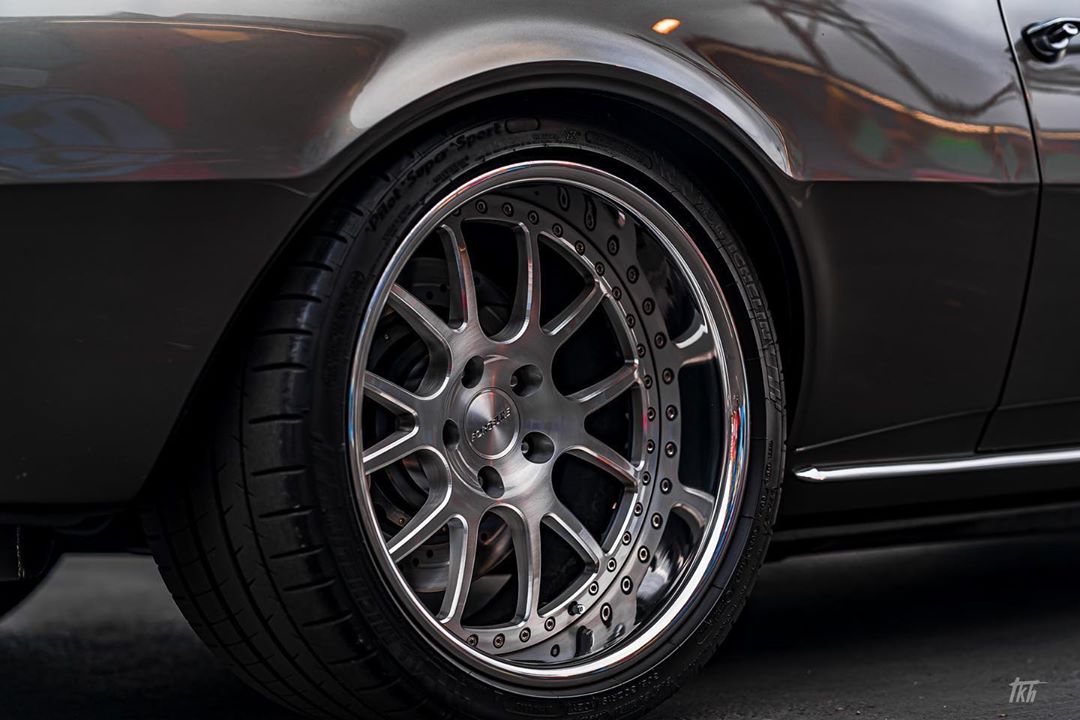 ForgelineWheels's tweet photo. An icon of American power and resiliency? Curtis' #protouring #Chevy #Camaro on #forgeline #VR3P won't be stopped by no virus! https://t.co/p5DylPL5AT https://t.co/RT658ubOfx