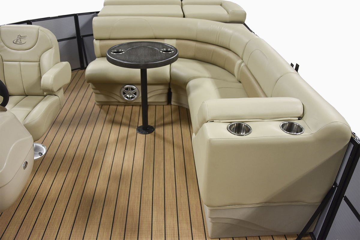 viaggiopontoon's tweet photo. Our Adventure CR is LOADED with storage and passenger space! So stretch out and let the good times roll! #MistyLife
.
See more at: https://t.co/QUxTYyO9zt
.
#PontoonBoat #BoatLife #FamilyBoating #Friyay #FridayNight #Pontooning #PontoonParty #PartyBoat #MistyHarborBoats https://t.co/2dApkdhaLZ