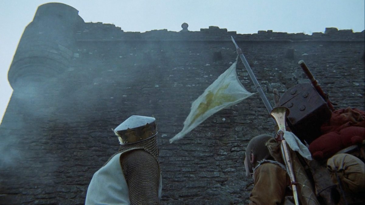 #5 - Monty Python : Sacré Graal ! (1975)Le roi Arthur et les Chevaliers de la Table Ronde partent à la recherche du Graal mais ils vont rapidement vont se retrouver dans un monde totalement insensé. Ils vont devoir passer toute une série d'épreuve plus étrange (et comique)