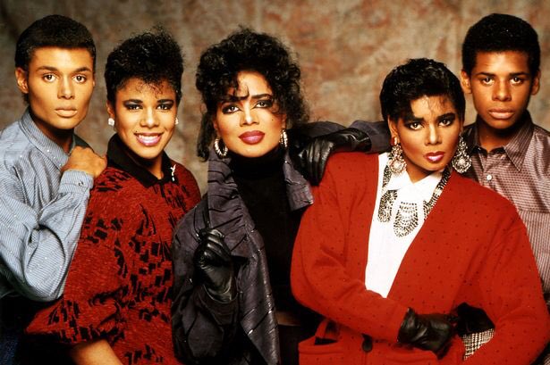 tbwUltraPowers's tweet photo. a #FollowFriday to
@5starofficial
@DiscographyFive
@TheDorisPearson
@MsDenisePearson
@DemonMusicGroup
stay SAFE ... stay STRONG !!!
#5Star
#FiveStar
#FiveStarGold
#ShowMeYourGold https://t.co/EOi61Tn4cN