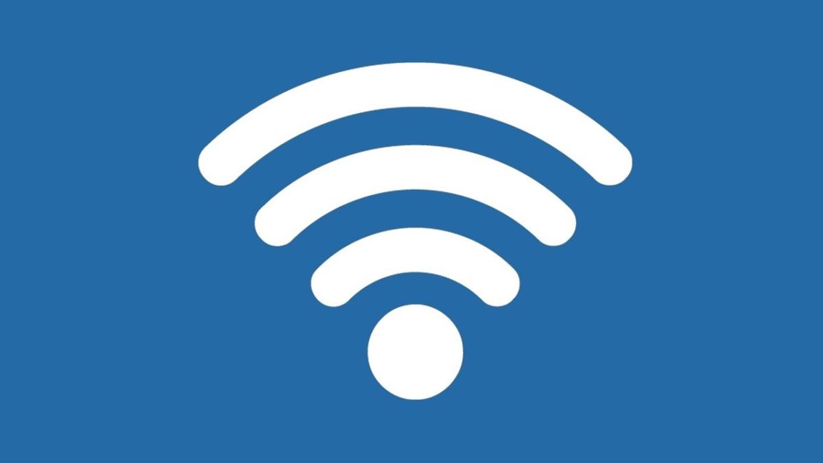 raypecschools's tweet photo. Hey, students! Need internet access? RP now offers free WiFi @ some school parking lots! Wireless access points installed @ Eagle Glen, Peculiar Elem, &amp; Raymore Elem. Broadcasting RP Connect to use with any RP-issued device. Coming soon: Timber Creek. Plz share! #covid_19 #raypec https://t.co/9TZxx4zSet