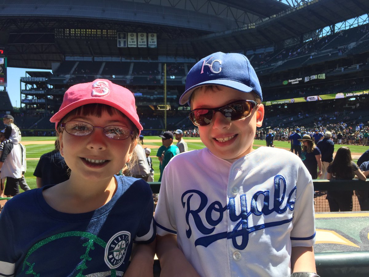 christopherrast's tweet photo. @JaysonJenks One born in KC, one born in PNW. T-Mobile Park Royals at Mariners. https://t.co/UfiLzX8wd0