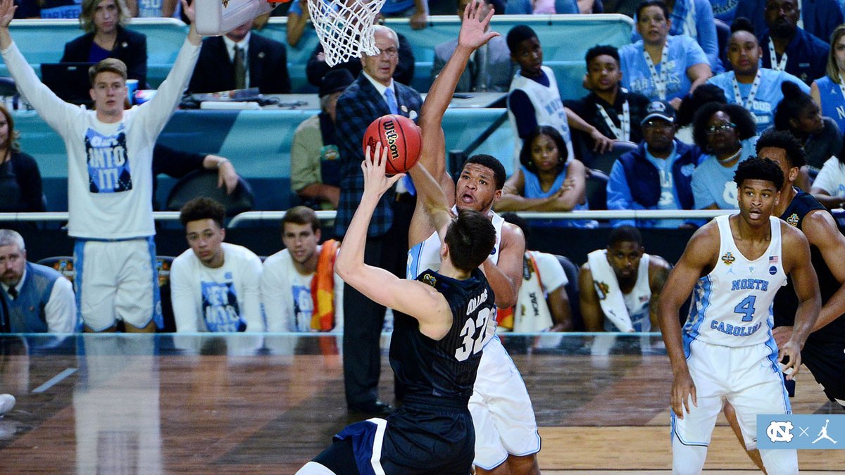 (4) Went to the half down 35-32, but there was a lot more basketball to be played...  #CarolinaFamily
