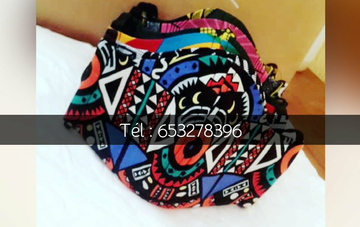 boogos_'s tweet photo. #boogos donne la visibilité aux initiatives anti #COVID2019 au Cameroun.
Masque #MadeInCameroon disponible au numéro 👇🏿
@KamdemSamantha https://t.co/N85rnOwz9f