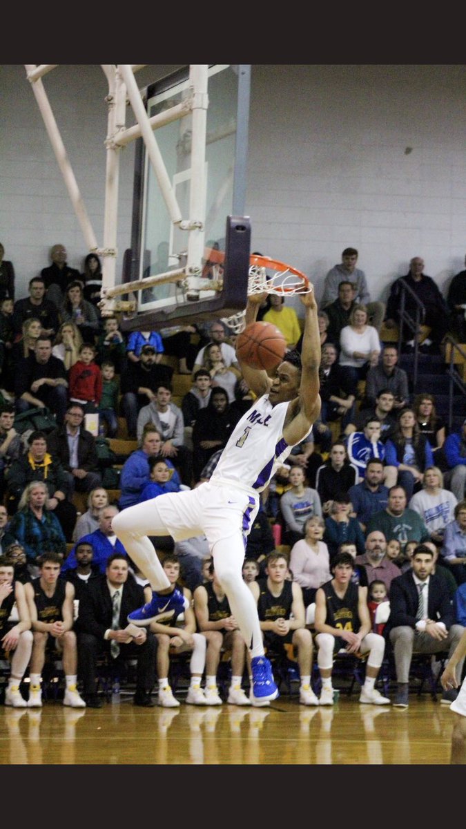 MaleHighBBall's tweet photo. Congratulations to our very own Kaleb Glenn on being selected as a MaxPreps 2023 Second-Team All-American ๐๐พ
This is just the beginning! Class of 2023 is a SUPER-CLASS of Dawgs with special things ahead. Congrats, Kaleb ๐
#ForTheH #PaidDuesPayOff #LaFamilia #LevelUp #2023Flow https://t.co/uF2N8qT8Fx