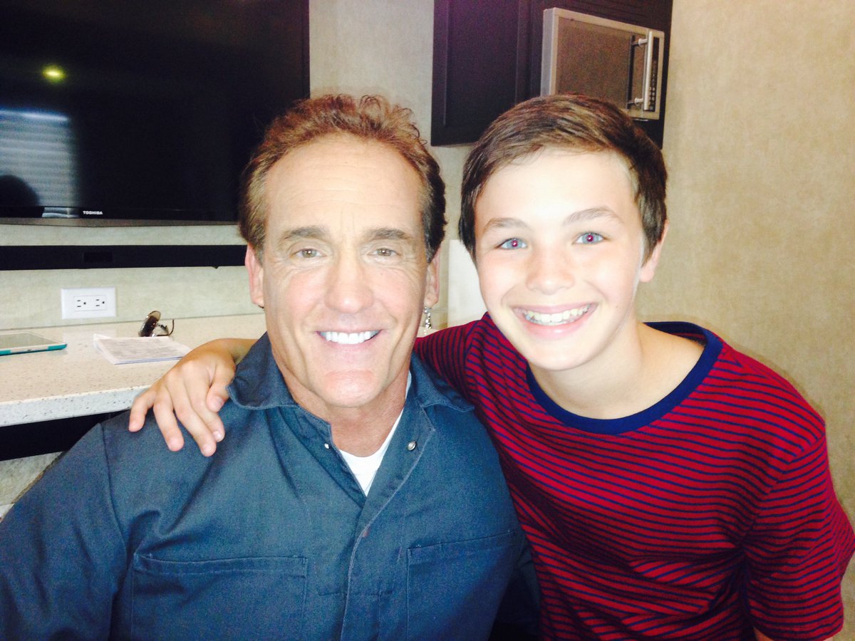 JohnWesleyShipp's tweet image. Heartsick to learn of Logan Williams’ death at 16. He was 100% committed to playing young Barry Allen, and we missed him once we moved past that part of the story. Love and compassion to Logan’s family and friends in your grief.