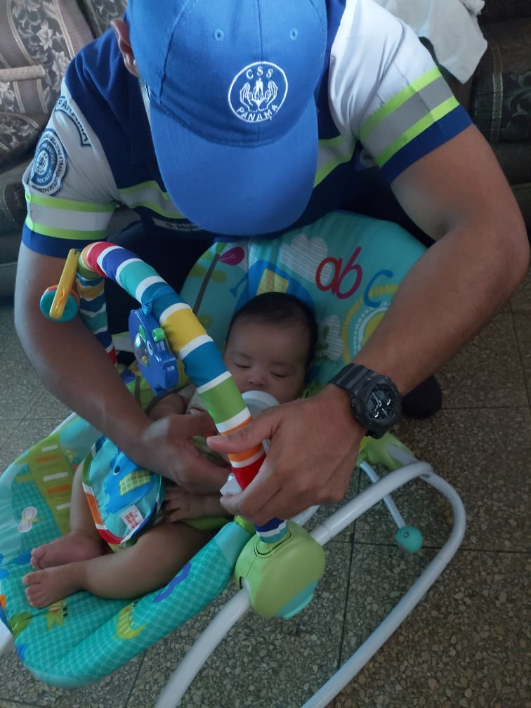 Keleef22's tweet photo. Salir de casa y cumplir  aún dejando lo más valioso y exponernos al entorno en nuestro diario vivir, nosotros los paramédicos indistintamente de la institución dejamos todo hasta el miedo por cumplir con el país @CSSPanama   @AlvaroAlvaradoC https://t.co/fzixN9k8vi