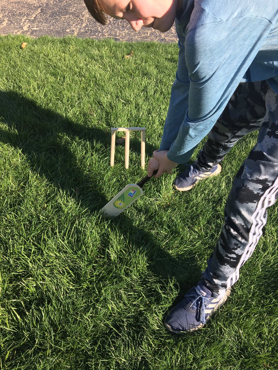 MilersRun's tweet photo. Getting our miles in with a game of cricket. Did you exercise today? @MuseCMSD #keepingfit https://t.co/sJdrVgU4E4