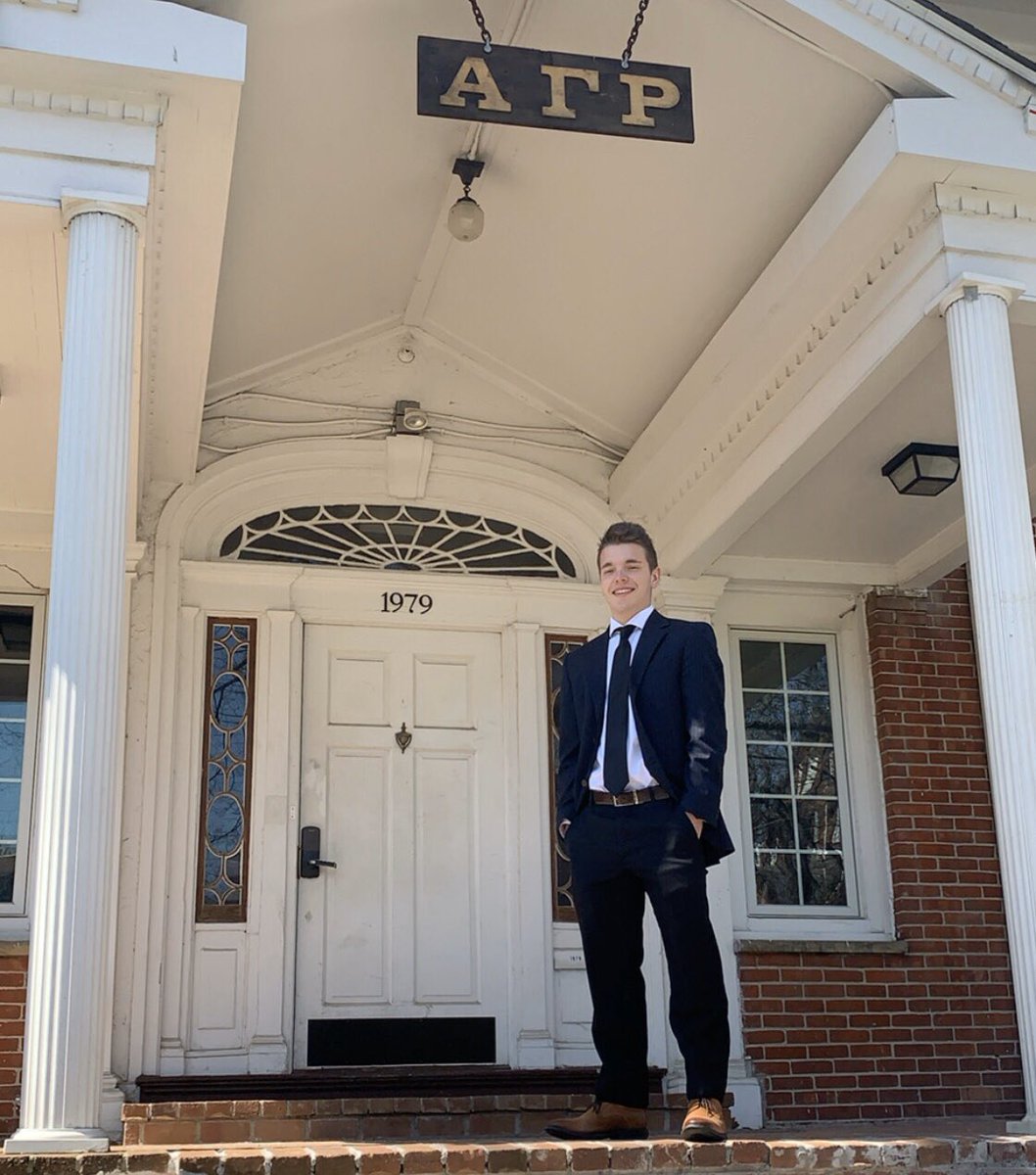 AGRBeta's tweet image. Congratulations brother Kyler Cummins on being 1 of 100 freshman selected nationwide to participate in the NYC 2020 RBC Capital Markets Diversity &amp;amp; Inclusion Discovery Day! Great job and continue to push the standards of Alpha Gamma Rho!
•
•
•
#RushAGR #ToMakeBetterMen #AGR