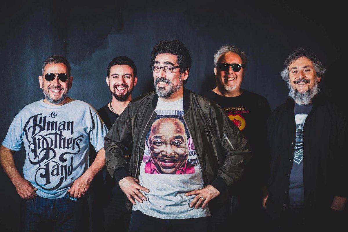 En breve en #PoneleRock en <a href="/FrecuenciaZero/">Frecuencia Zero</a> 

#RicardoTapia de <a href="/lamississippi/">La Mississippi</a> en #RecitalCasero

No te lo pierdas!!!!

📻 frecuenciazero.com.ar