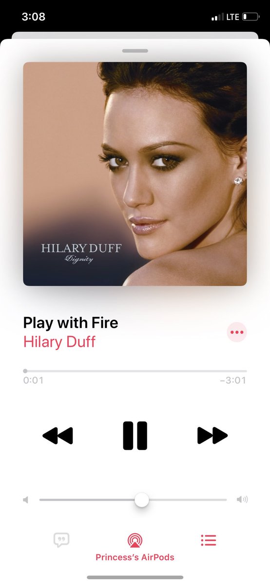 Hilary lanzó la canción Gypsy Woman sobre Nicole. Play With Fire es sobre Joel y básicamente la mitad de las canciones de su álbum Dignity son sobre Paris, Lindsay y Nicole.