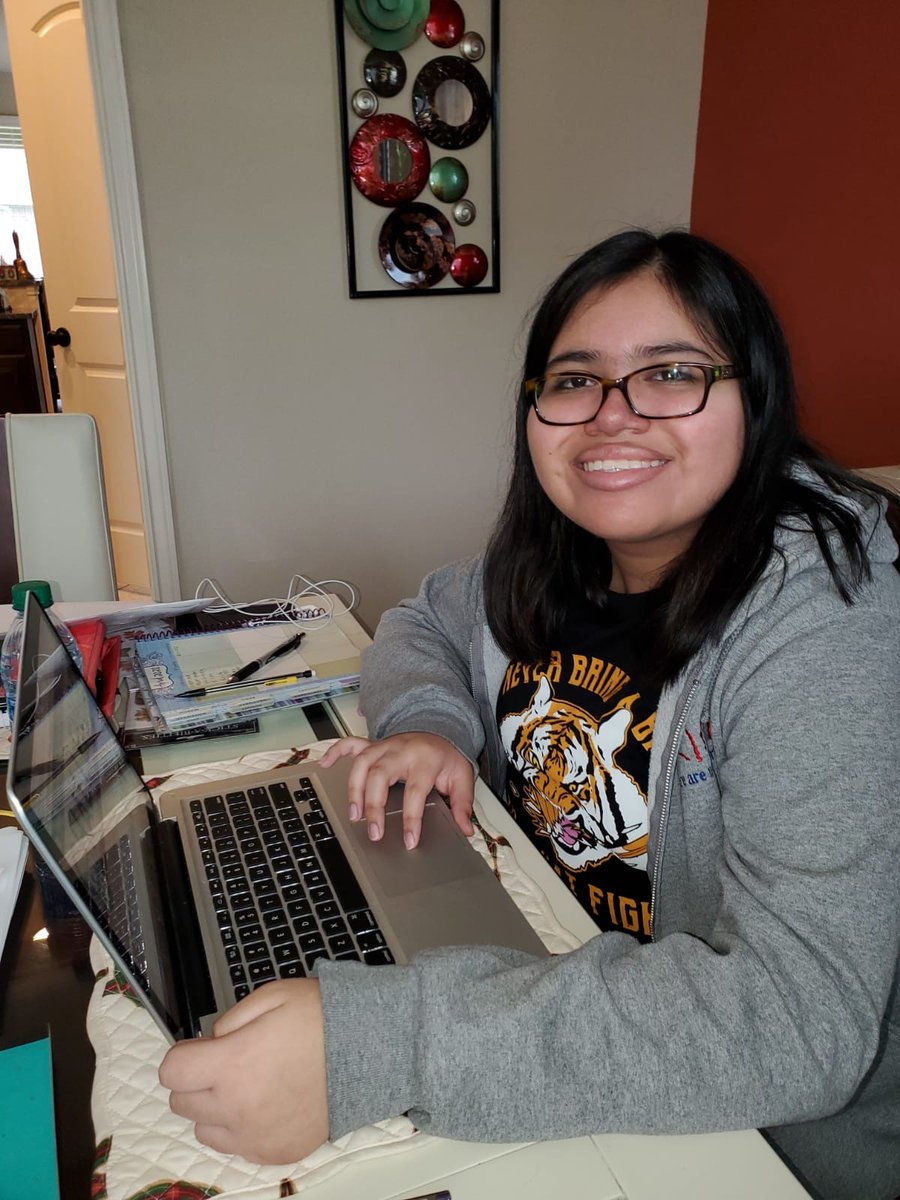 HoustonISD's tweet photo. Earlier this week, we checked in with 3⃣ #HISD students from @JackYatesHigh, @EastwoodBoxers, and @ChallengeECHS to see how they are adjusting to their new "virtual" reality. ✅ out their story here ➡️ https://t.co/MiaTNYa5Pd #HISDatHOME https://t.co/OKcbF1jsxj
