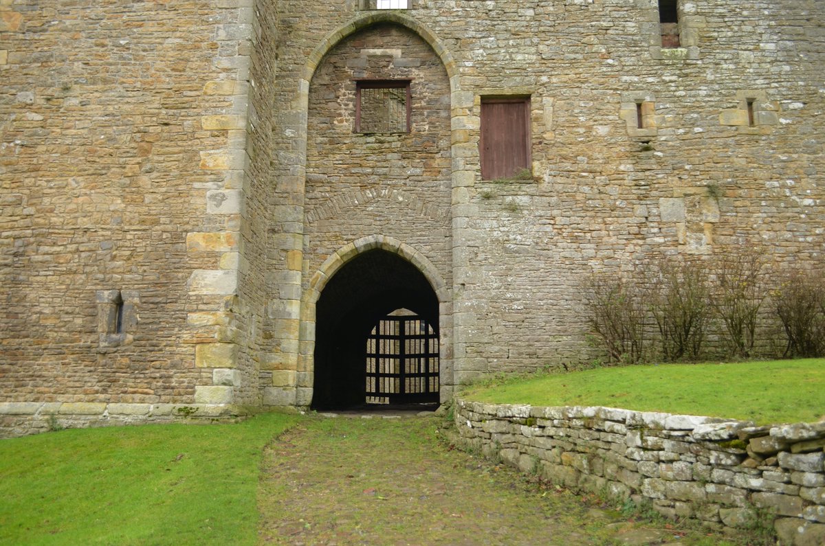 The castle was entered through a gate to the east, and the courtyard is still impressive  #boltoncastle