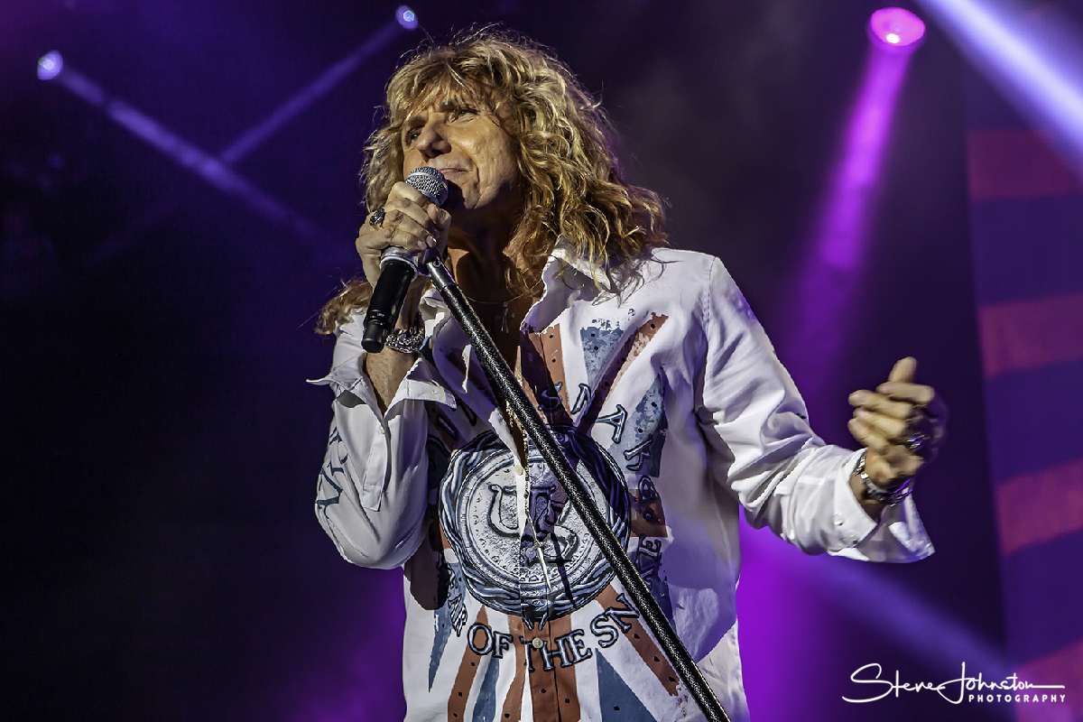 RockMusicPhotos's tweet photo. Back to the year of the snake, and photos of @Whitesnake, taken at LG arena, Birmingham - 28/05/13. (1/2) #whitesnake @davidcoverdale @Douglas_Aldrich @tadrums https://t.co/LqcOv9GruS