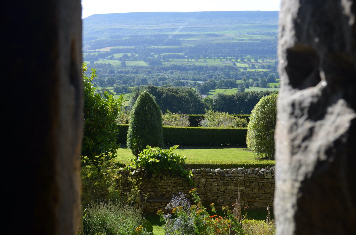 The views from the windows are all across Wensleydale and Pen Hill, and the castle itself maintains beautiful gardens  #boltoncastle