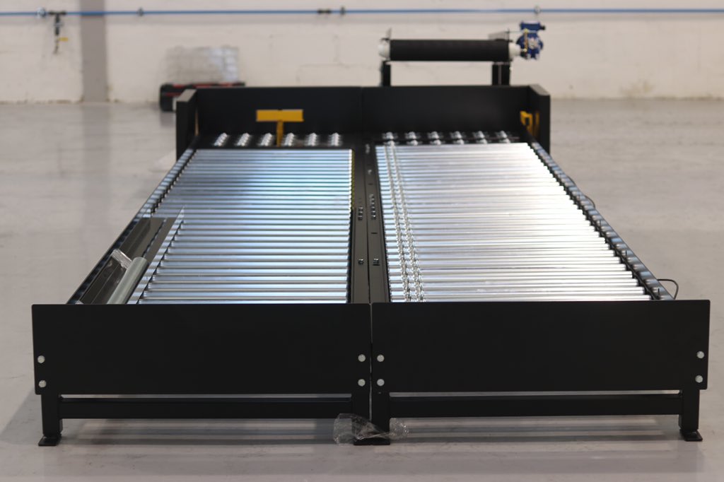 KBRMachinery's tweet photo. Sneak Peak at a little #customconveyor tote accumulation for a robot cell. Ready for controls, pneumatic #balltransfers and #weighscales #poweredrollers #Engineering #EngineeringUK #GBmfg #UKmfgreview #UKEngnews #GBmfg #UKmanufacturing #ManufacturingHour #ManufacturingUK https://t.co/6oQNqewimJ