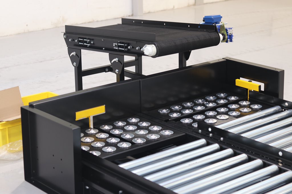 KBRMachinery's tweet photo. Sneak Peak at a little #customconveyor tote accumulation for a robot cell. Ready for controls, pneumatic #balltransfers and #weighscales #poweredrollers #Engineering #EngineeringUK #GBmfg #UKmfgreview #UKEngnews #GBmfg #UKmanufacturing #ManufacturingHour #ManufacturingUK https://t.co/6oQNqewimJ