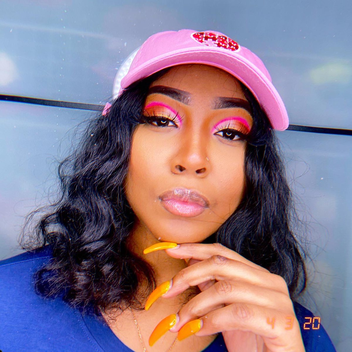 KancunKayla's tweet photo. #FindLoveSoon or whatever the brand said 💗. https://t.co/dRiPPGQgSd